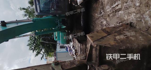 整机右后45°（整机外观）