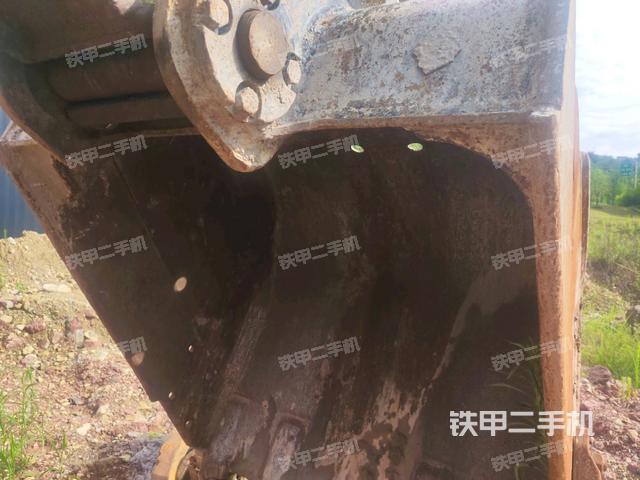 大臂油缸整體?豎拍（工作和回轉(zhuǎn)裝置）