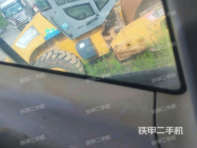 后窗玻璃角標(biāo)（駕駛室部分）