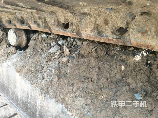 右驱动轮(行走机构) 右驱动轮(行走机构)