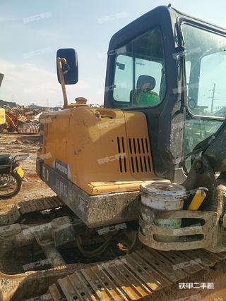 沃尔沃EC55D挖掘机实拍图片