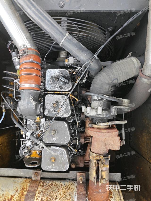 增压器特写(上车部件) 增压器特写(上车部件)