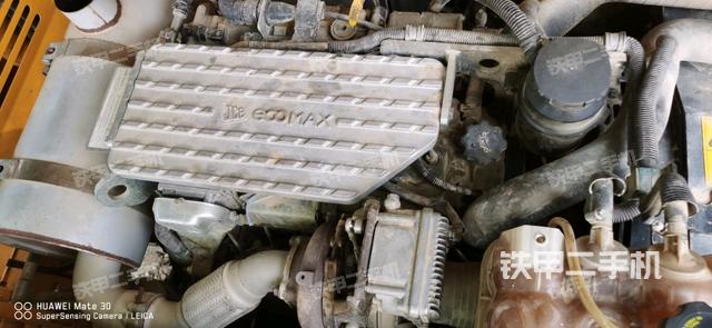 發(fā)動(dòng)機(jī)整體俯視（整機(jī)外觀）