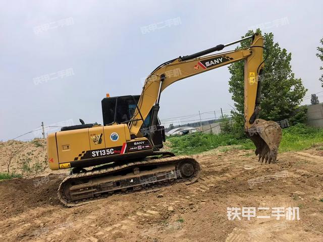 整机右后45°(整机外观) 整机右后45°(整机外观)