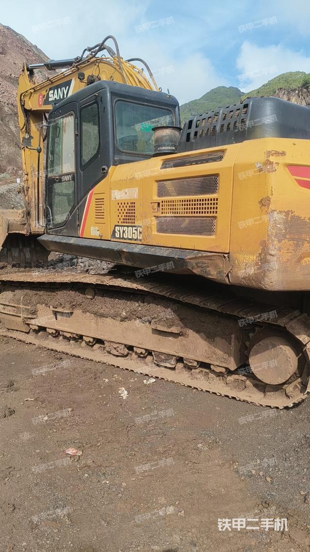 整机右后45°(整机外观) 整机右后45°(整机外观)