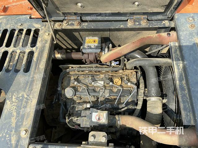 发动机整体俯视(整机外观) 发动机整体俯视(整机外观)