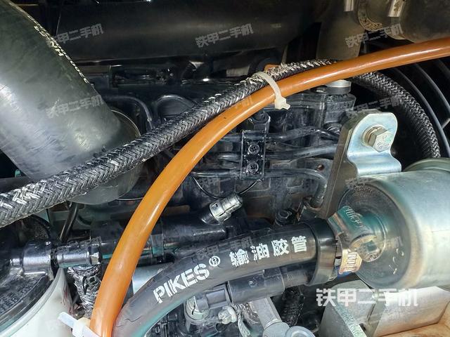 发动机整体俯视（整机外观）