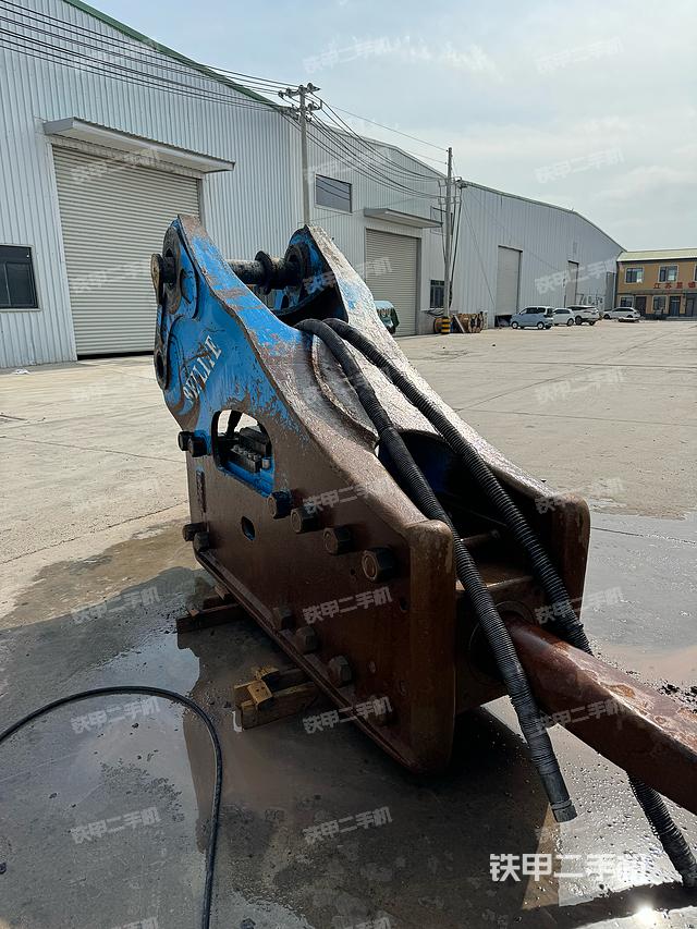 整机右侧(设备外观及核心部件) 整机右侧(设备外观及核心部件)