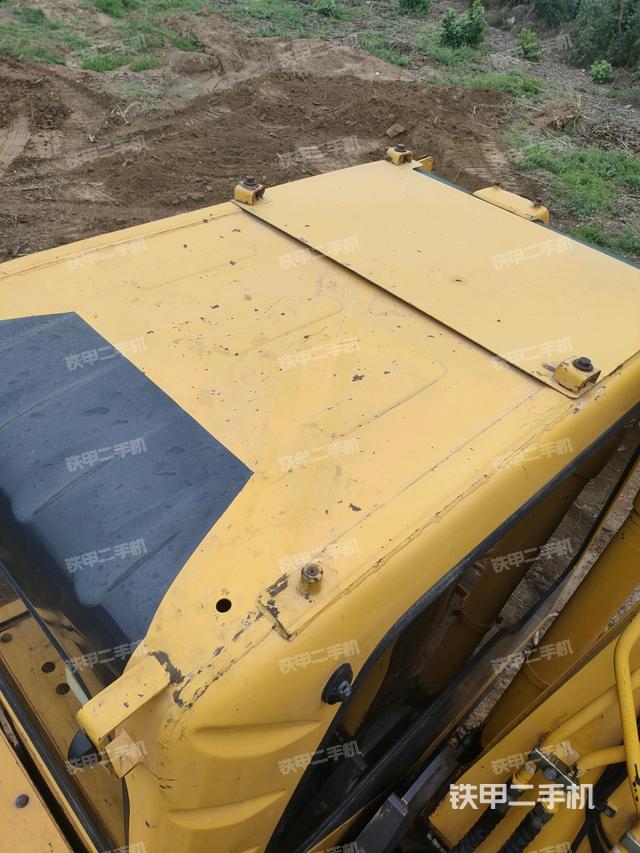 駕駛室頂部俯視（上車部件）