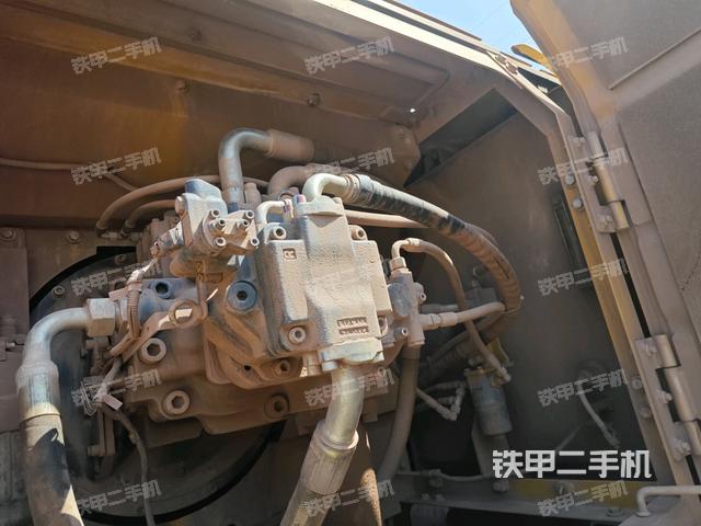 液压泵室(大件舱室) 液压泵室(大件舱室)