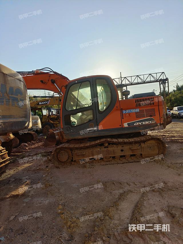 整机右后45°（整机外观）