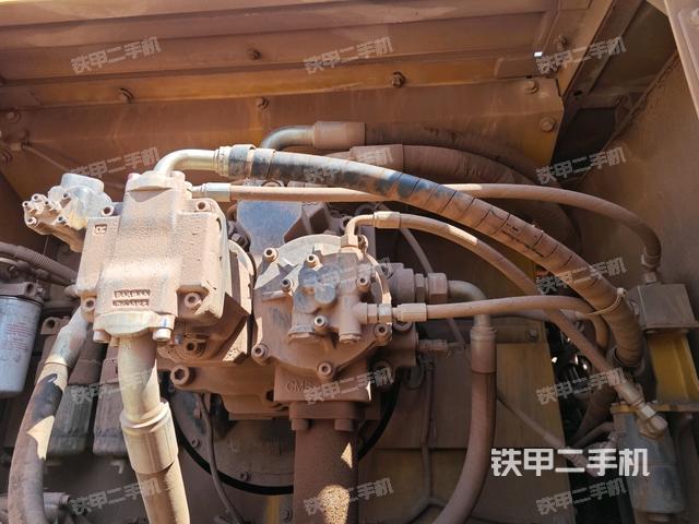 液压泵斜45 左(大件舱室) 液压泵斜45 左(大件舱室)