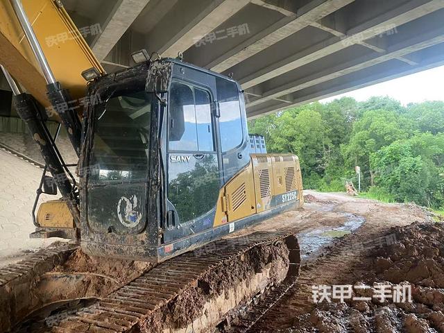 三一重工SY205C挖掘機(jī)