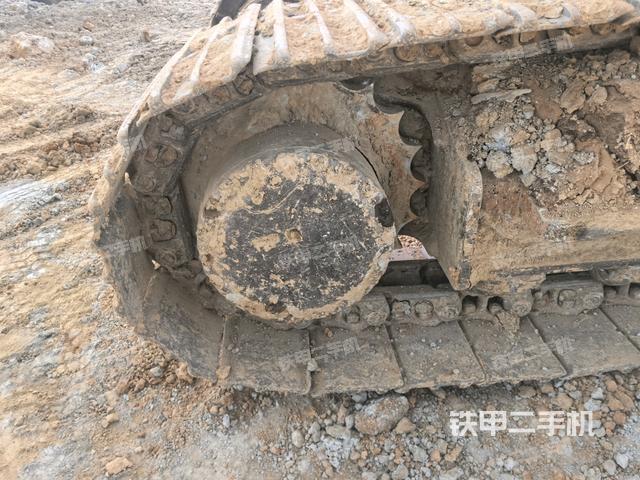 右侧行走马达盖板(行走机构) 右侧行走马达盖板(行走机构)