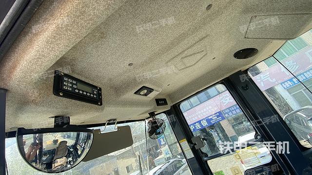 驾驶室操作台(整机外观及大件) 驾驶室操作台(整机外观及大件)