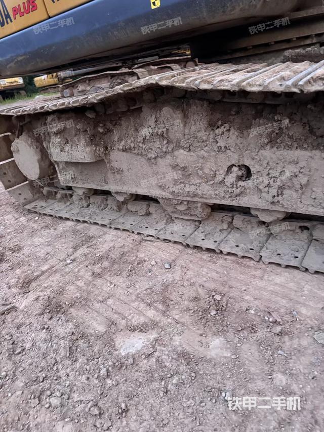 右驱动轮(行走机构) 右驱动轮(行走机构)