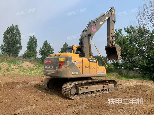 整机右后45°(整机外观) 整机右后45°(整机外观)