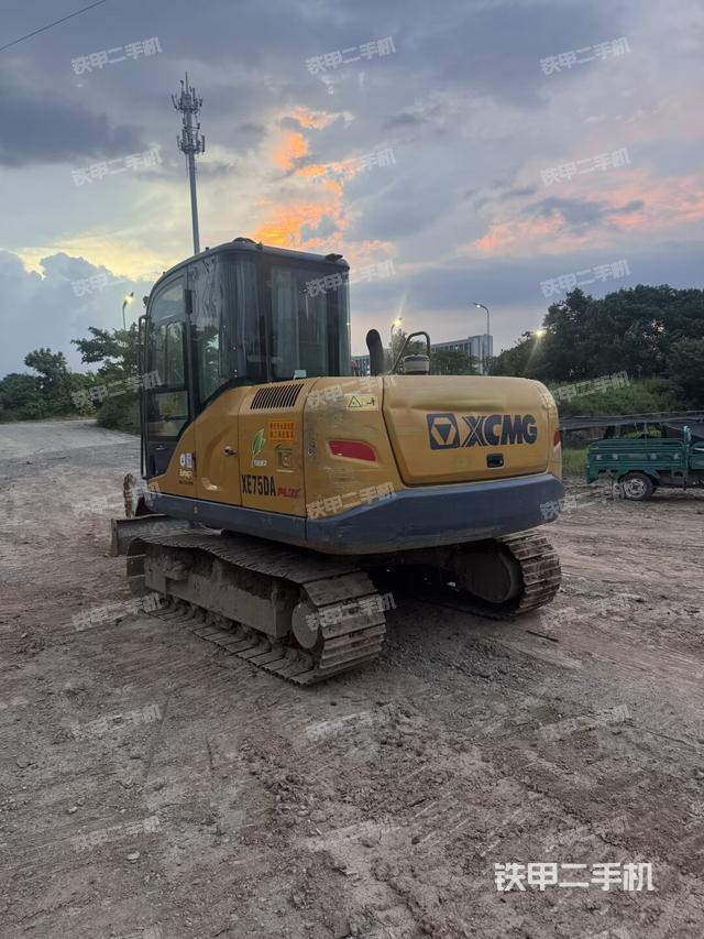 右前45(整机外观) 右前45(整机外观)