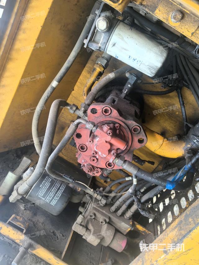 液压泵斜45 左(大件舱室) 液压泵斜45 左(大件舱室)