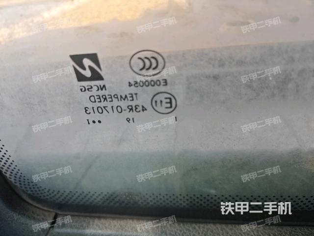 后窗玻璃角标(驾驶室部分) 后窗玻璃角标(驾驶室部分)