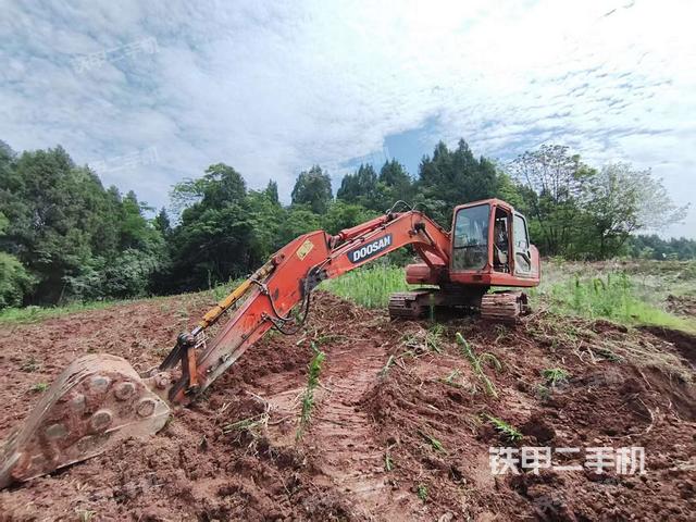 大宇DH130LC-V挖掘機