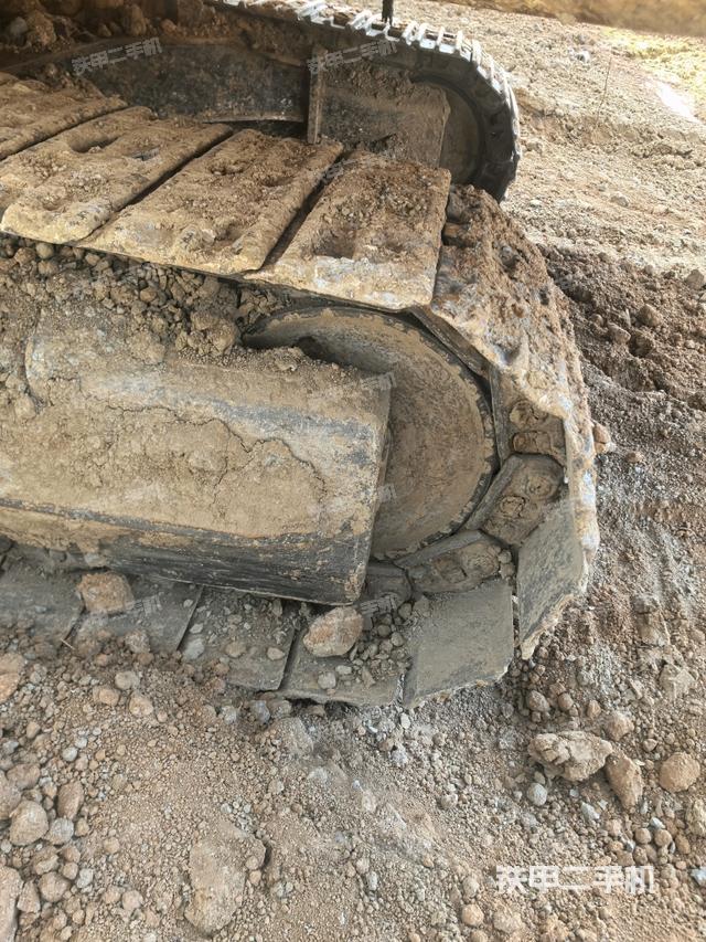 左驱动轮(行走机构) 左驱动轮(行走机构)