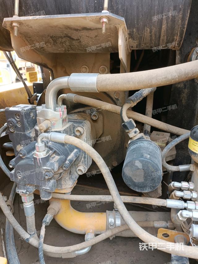 液壓泵室（大件艙室）