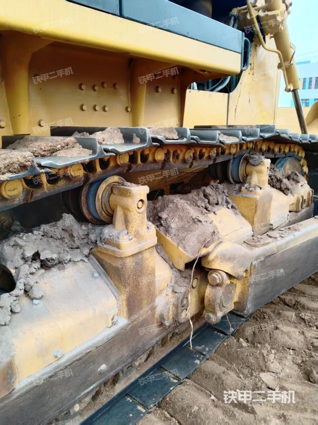 整机右侧（设备外观及核心部件）