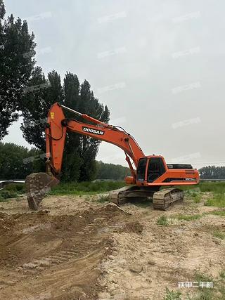 斗山DH370LC-9挖掘机实拍图片