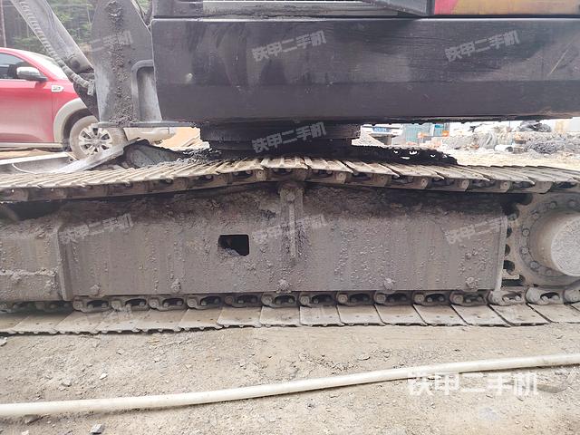 單側(cè)履帶整體（整機(jī)外觀）