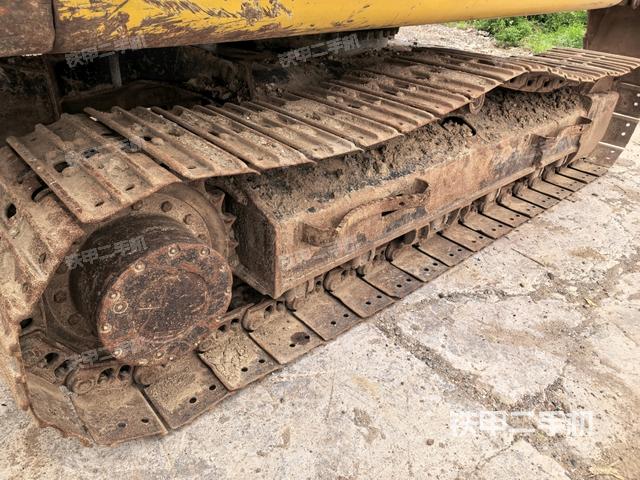 右驱动轮(行走机构) 右驱动轮(行走机构)