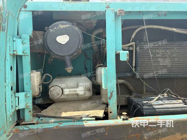 液压泵斜45 左(大件舱室) 液压泵斜45 左(大件舱室)