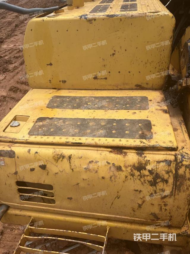 铲斗45度(工作和回转装置) 铲斗45度(工作和回转装置)