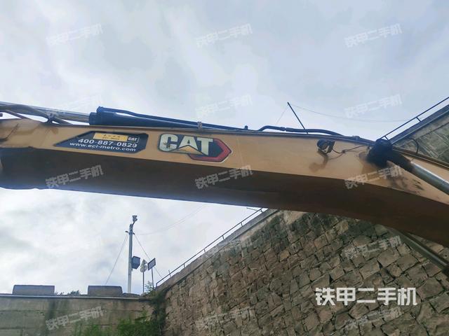 大臂整体 右侧(工作和回转装置) 大臂整体 右侧(工作和回转装置)