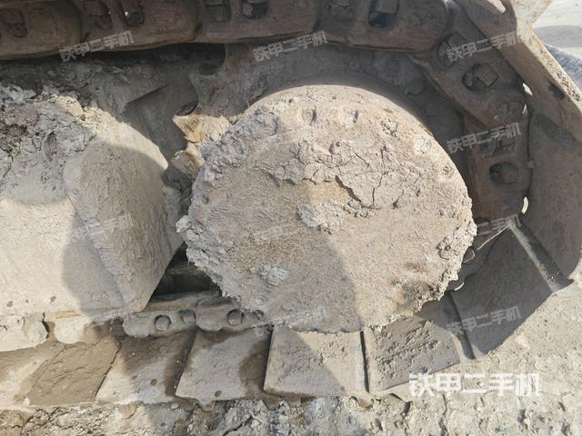 左驱动轮(行走机构) 左驱动轮(行走机构)