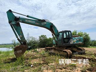 神钢SK260LC-8挖掘机实拍图片