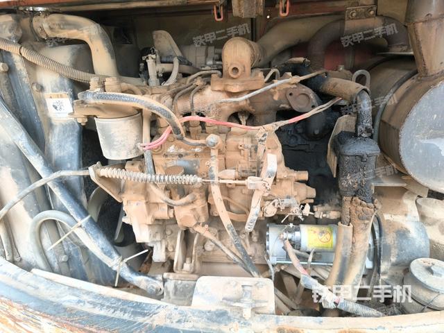 发动机整体俯视(整机外观) 发动机整体俯视(整机外观)