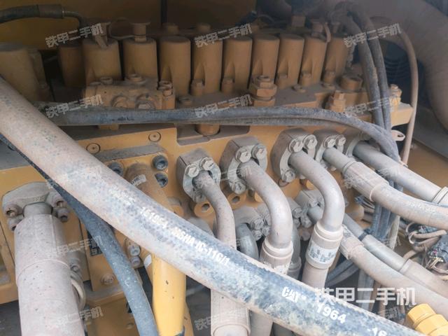 分配阀(上车部件) 分配阀(上车部件)