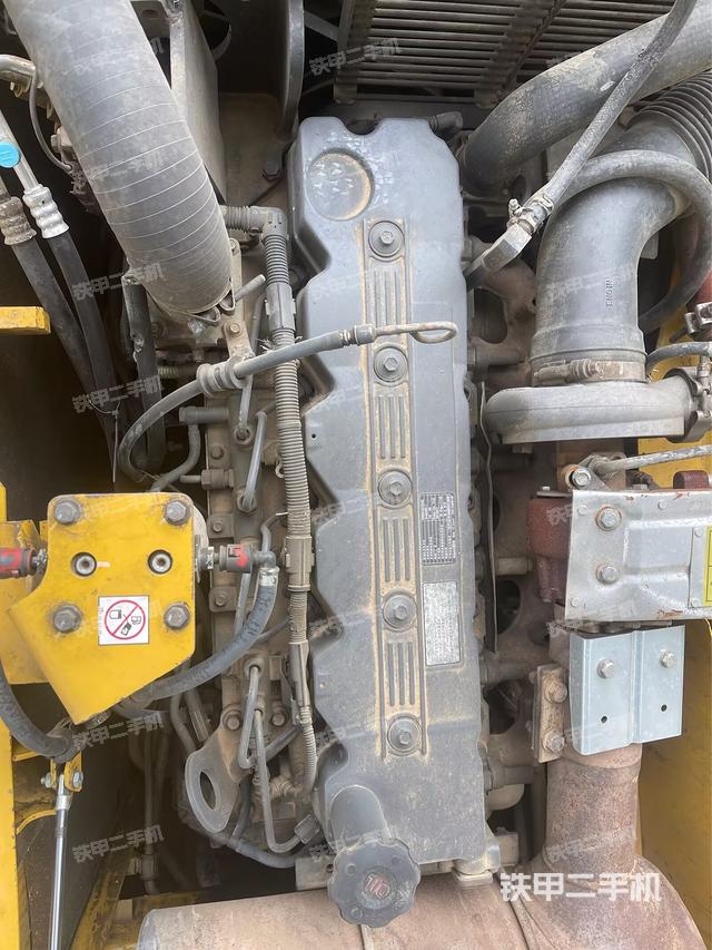 发动机整体俯视(整机外观) 发动机整体俯视(整机外观)