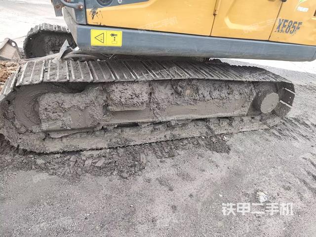 右导向轮(行走机构) 右导向轮(行走机构)