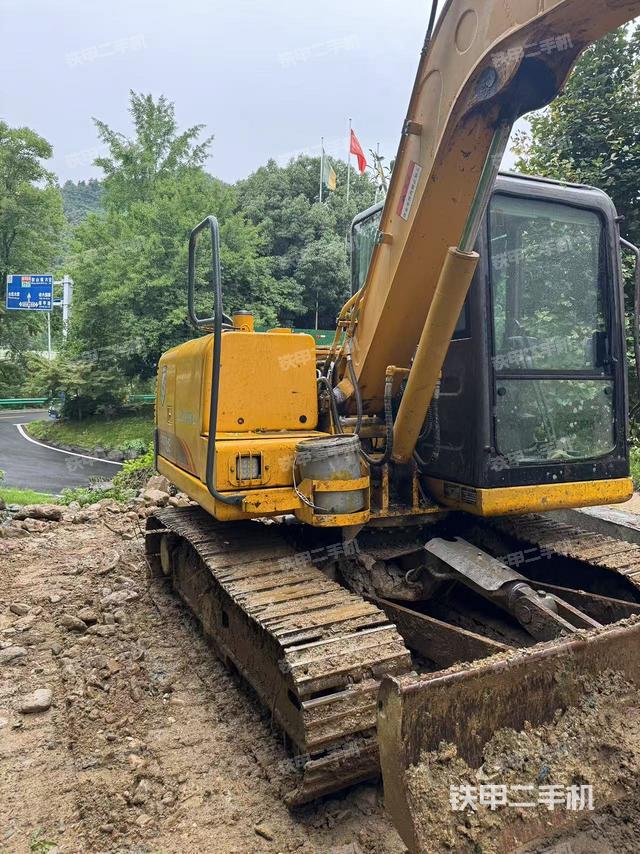 右后45(整机外观) 右后45(整机外观)