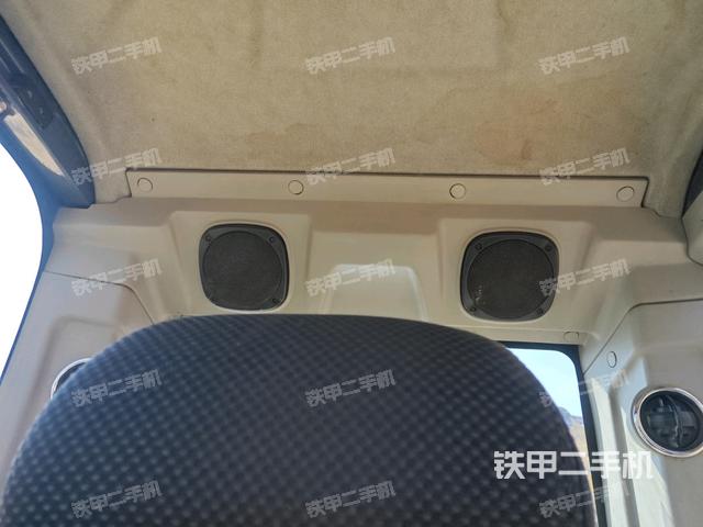 座椅后部(驾驶室部分) 座椅后部(驾驶室部分)