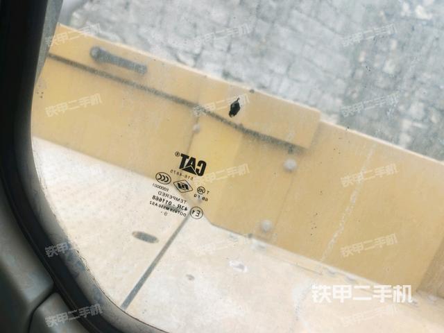 驾驶室正侧(驾驶室部分) 驾驶室正侧(驾驶室部分)