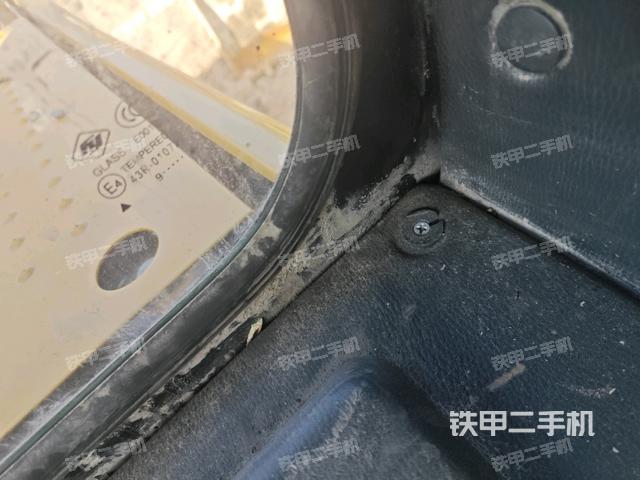 后窗玻璃角标(驾驶室部分) 后窗玻璃角标(驾驶室部分)