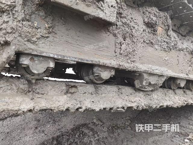 右侧行走马达盖板(行走机构) 右侧行走马达盖板(行走机构)