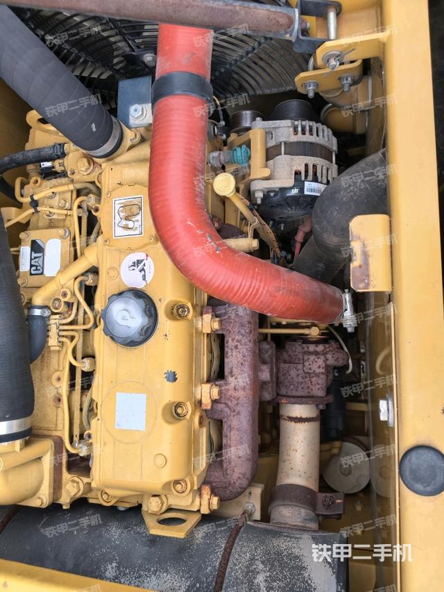 中央回转接头特写(上车部件) 中央回转接头特写(上车部件)