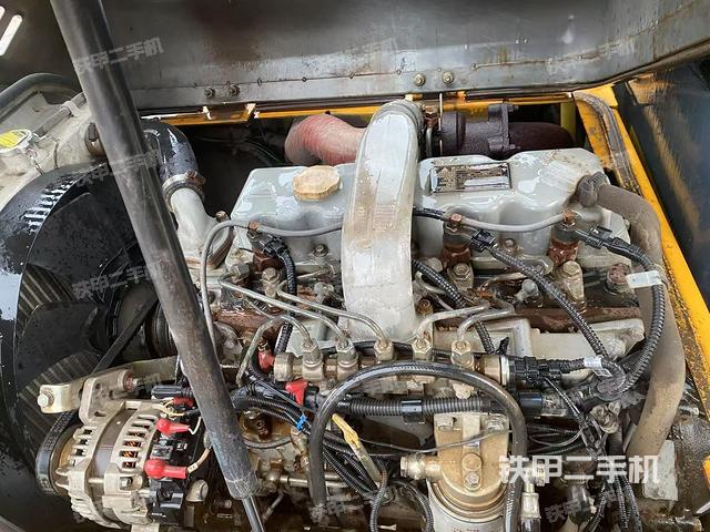 发动机整体俯视（整机外观）