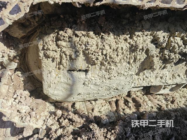 右导向轮(行走机构) 右导向轮(行走机构)