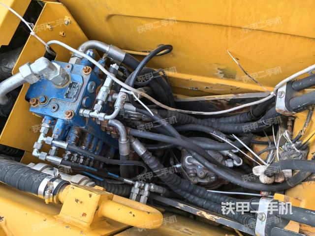 回转马达(上车部件) 回转马达(上车部件)