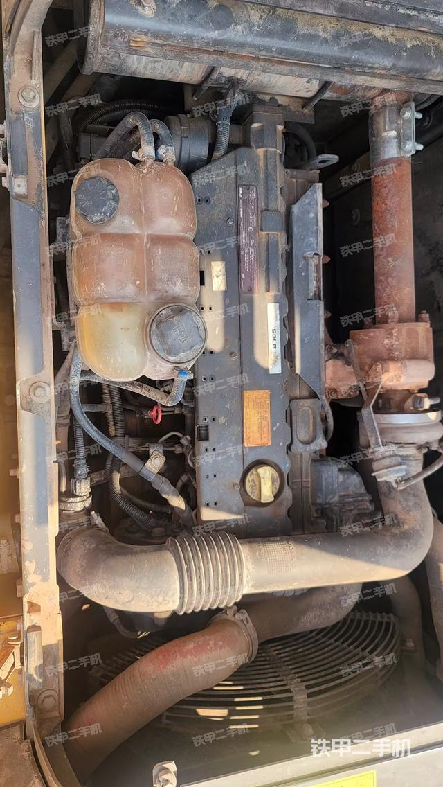 发动机整体俯视（整机外观）